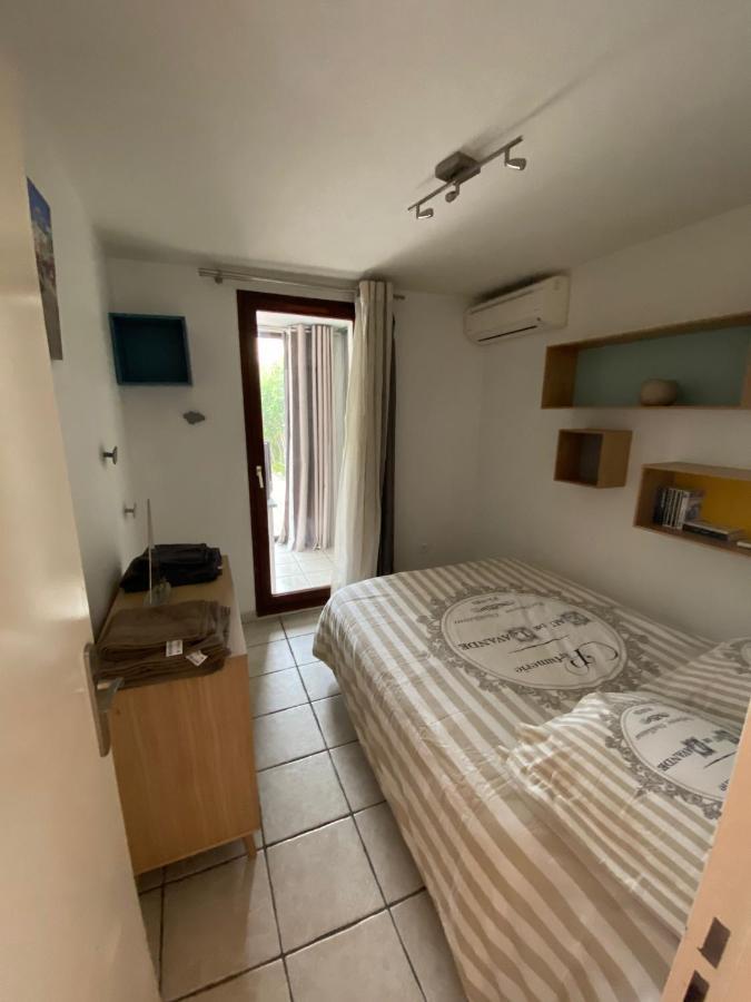 Logement Entier T2 Climatise, Parking Gratuit, Jardin, Plage A 2Min A Pied 사나리쉬르메르 외부 사진
